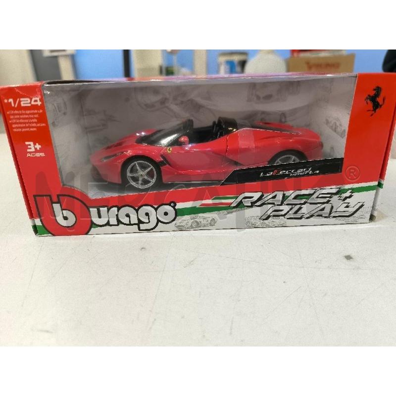 MODELLINO AUTO BURAGO FERRARI LA FERRARI 1\24 RED | Mercatino dell'Usato Mestre 1